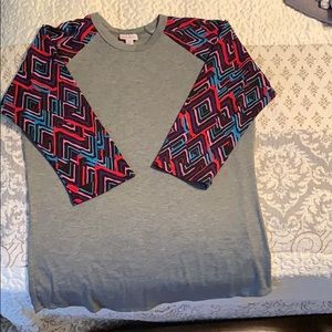Lularoe Raglan tee